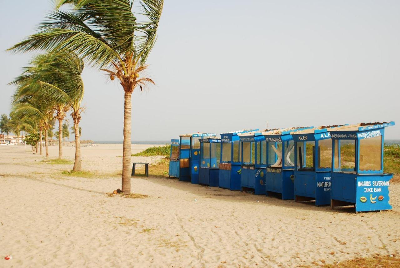 Cape Point Hotel Bakau Екстер'єр фото